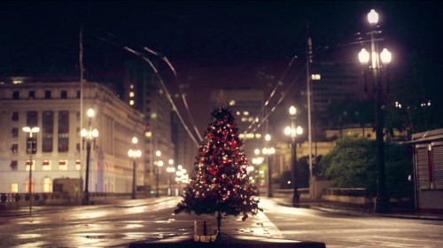 natal na rua 500x280 - Projeto monta árvores de Natal em SP para arrecadar presentes a moradores de rua