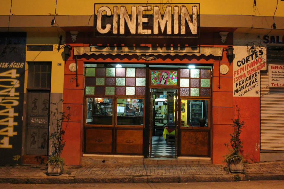 cinemin - Na dúvida entre ir ao cinema ou ir jantar?