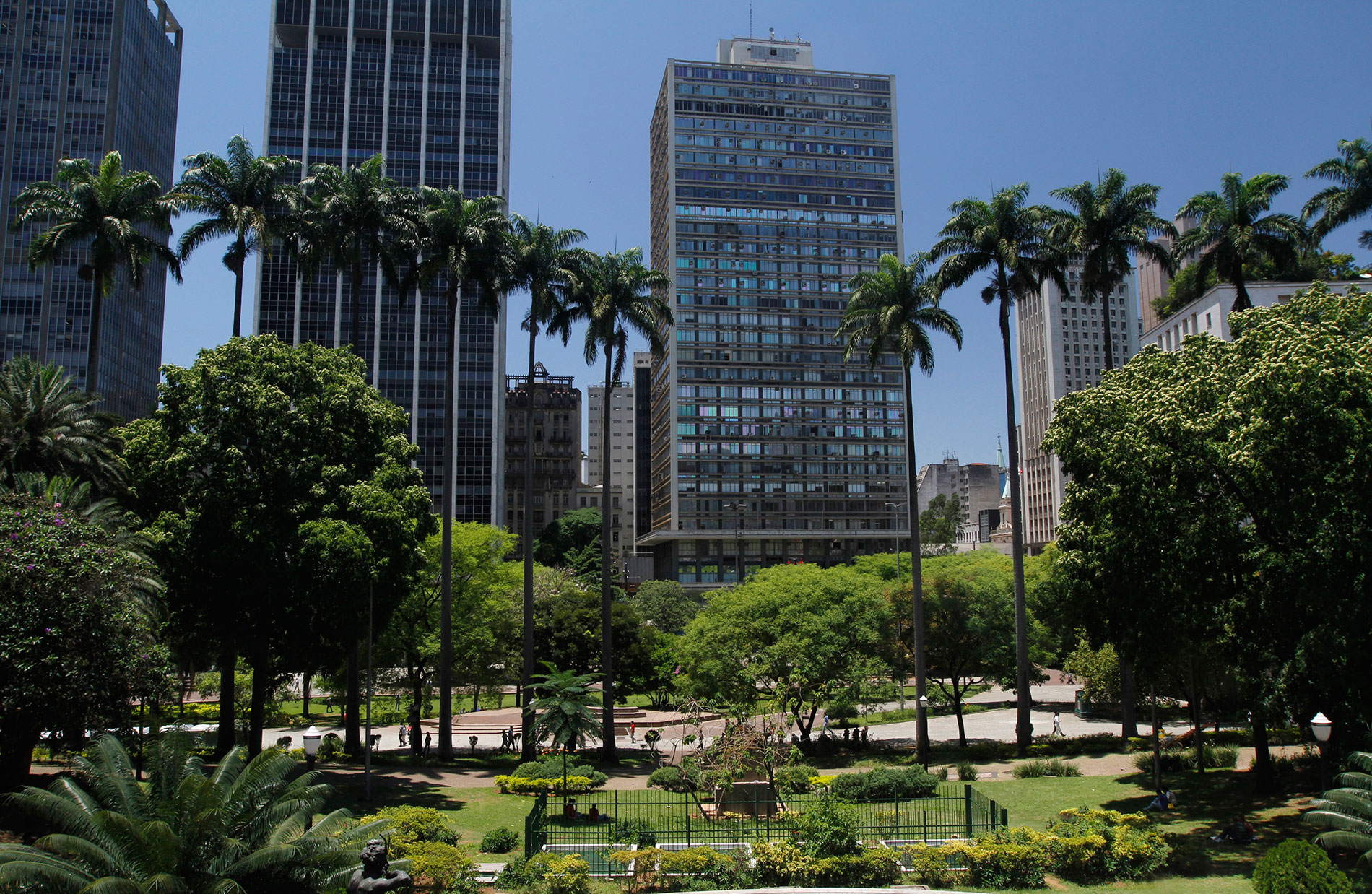 258328 520873 anhangabau 141113 foto josecordeiro 018  2  - 15 lugares para visitar que revelam a história de São Paulo