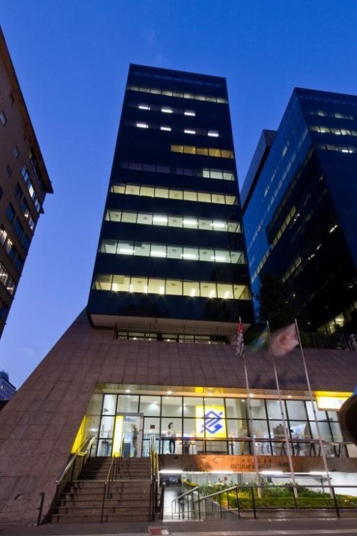 Torre 1 500x750 - Série Avenida Paulista: do ambíguo Tomaselli à FGV