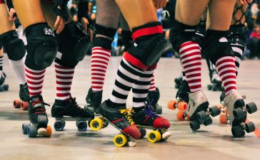 Roller derby1 364x225 - Liga de patins para mulheres em SP