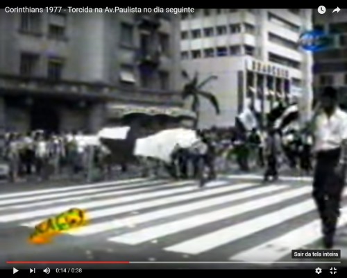 corinthians 500x400 - Série Avenida paulista: 125 anos com o povo nas ruas!
