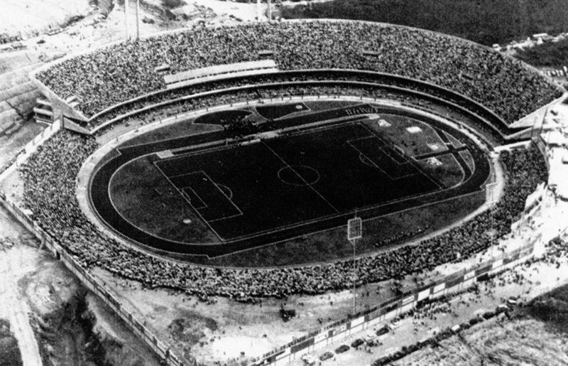 1960 10 02 inauguracao crop galeria - Estádios Antigos de São Paulo