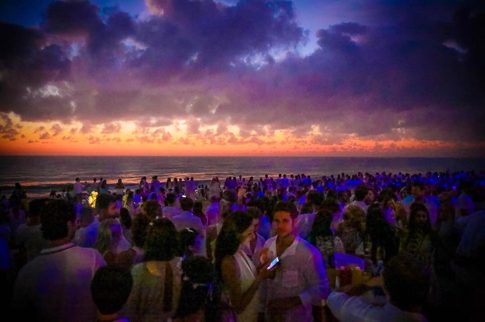 site quanto custa viajar - As melhores festas da virada do ano no litoral de São Paulo