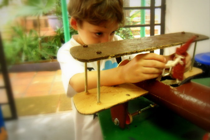 via veja sp 2 - Construindo sonhos e brinquedos para Crianças em São Paulo