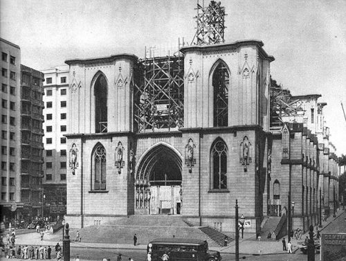 catedral da se 500x377 - 463 anos de São Paulo em fatos e fotos