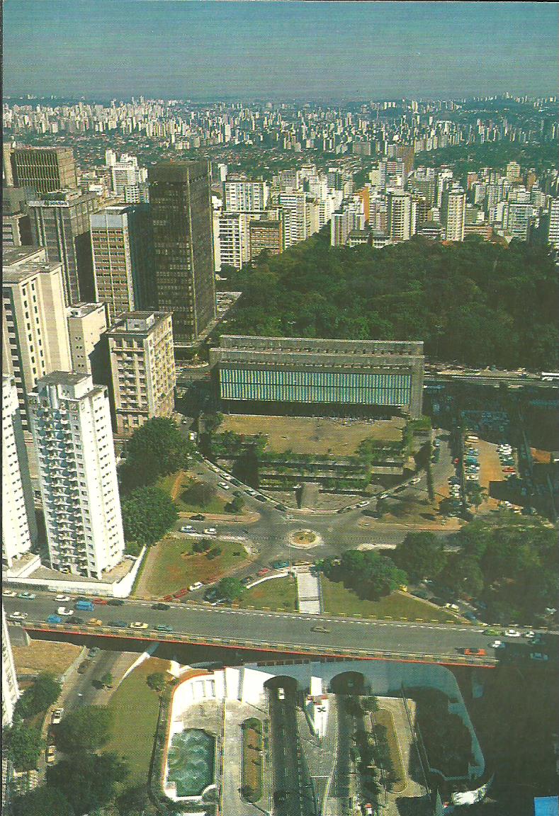 1994 - Série Avenida Paulista: a história retratada em cartões postais