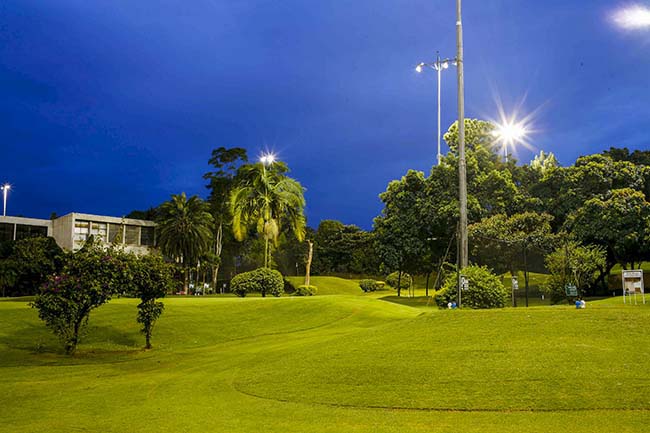 centro paulista de golfe - Já pensou em jogar golfe no meio de São Paulo?