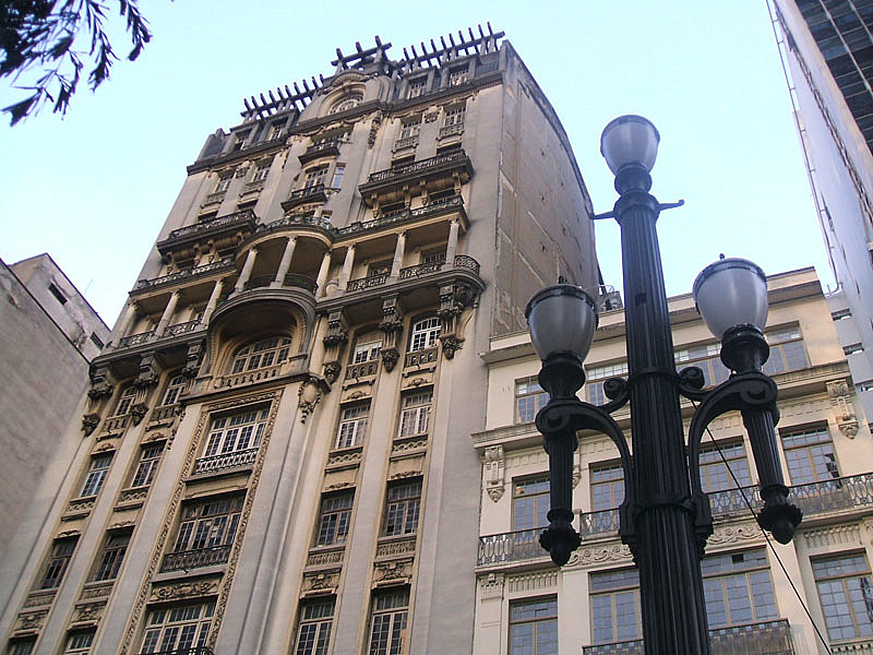 wikipedia - Edifício Sampaio Moreira, o primeiro arranha-céu de São Paulo!