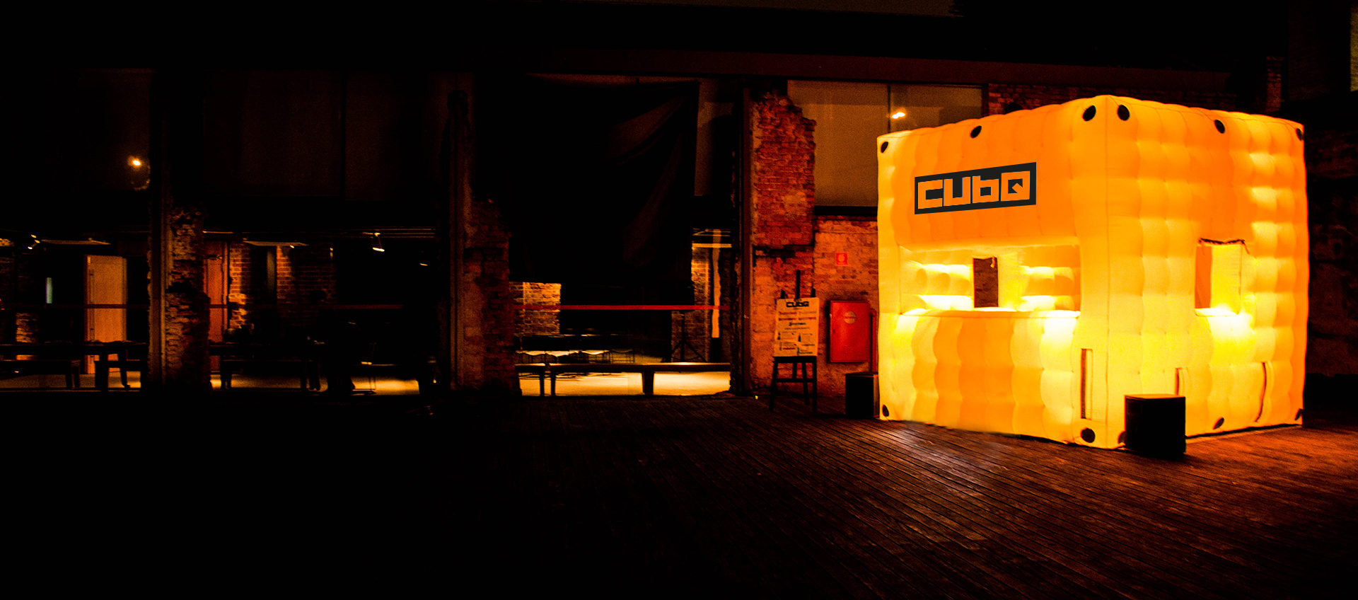 cubq - Cubq, um bar inflável, surpreendente, aqui em São Paulo!