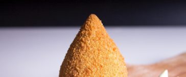 Água na boca! Conheça as melhores coxinhas de SP