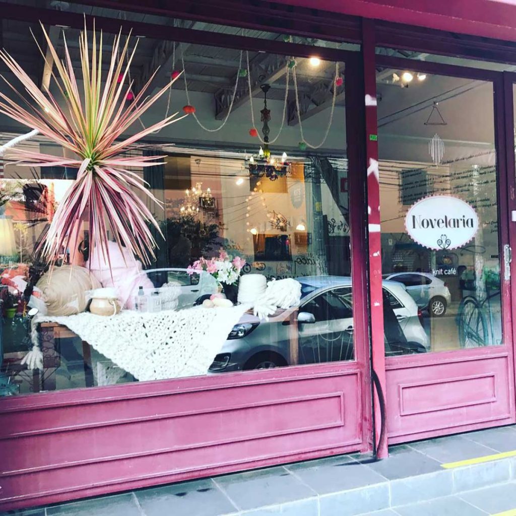 Novelaria Knit Café